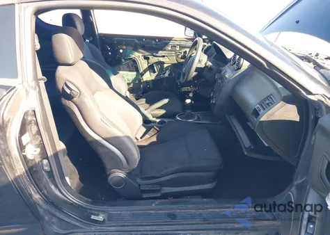 2008 Hyundai Tiburon Gs z USA, uszkodzony, nr VIN KMHHM66D28U291055